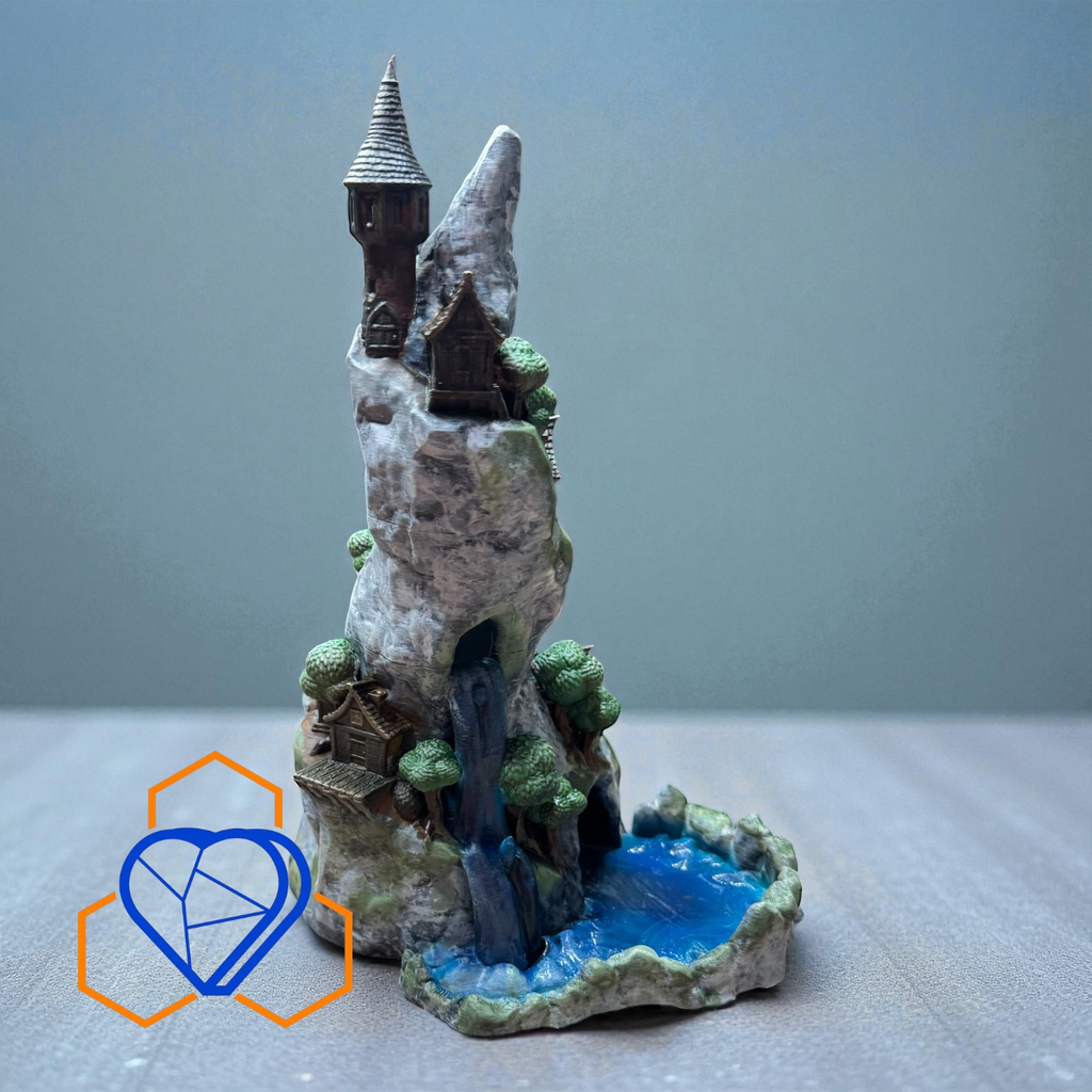 [DT031 - Mountain village dice tower] Mistpeak Village Dice Tower Hand Painted